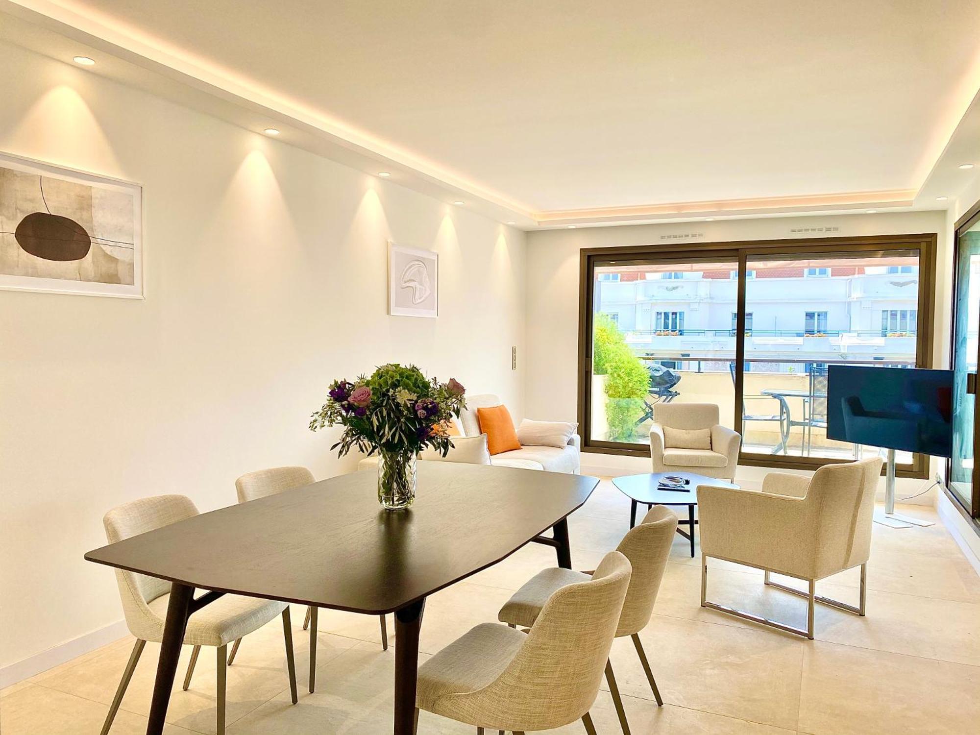Grand 2 Pieces Gray D'Albion Lägenhet Cannes Exteriör bild