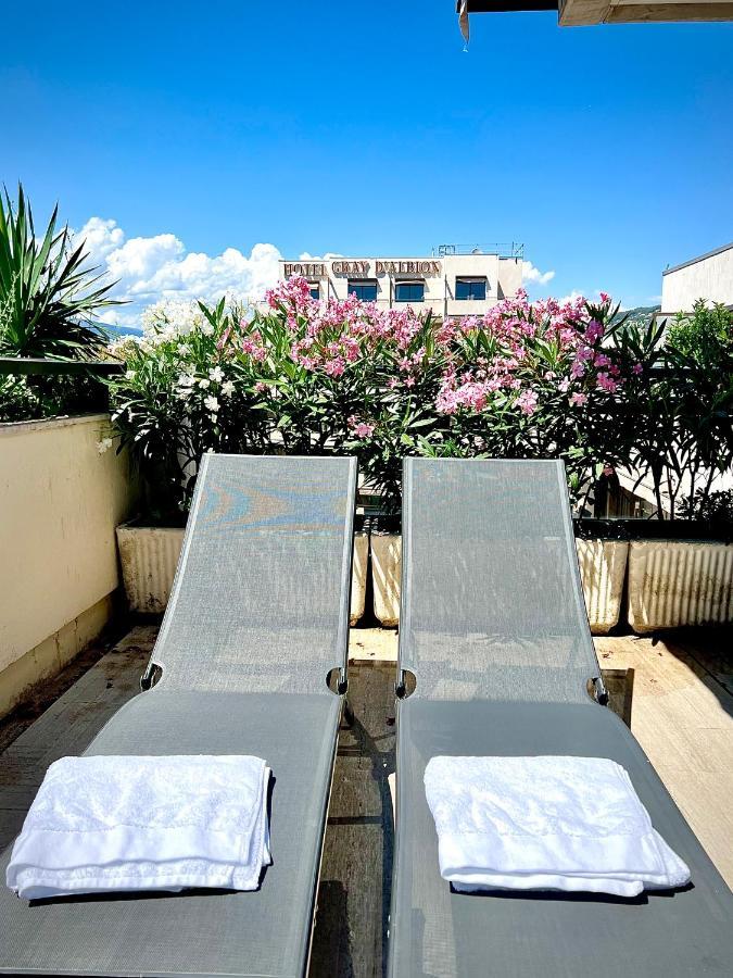 Grand 2 Pieces Gray D'Albion Lägenhet Cannes Exteriör bild
